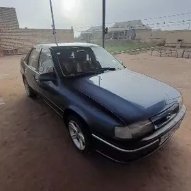 Opel Vectra 1989