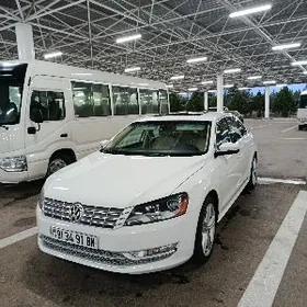 Volkswagen Passat 2013