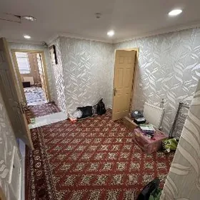 Мир8 2 комнатная на 3 этаже