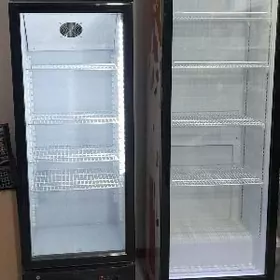 Vitrina holodilnik