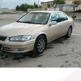Toyota Camry 1999