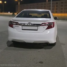 Toyota Camry 2013