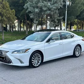 Lexus ES 350 2020