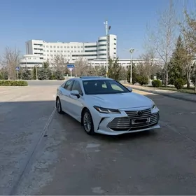 Toyota Avalon 2020