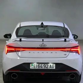 Hyundai Elantra 2023