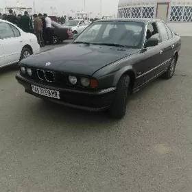 BMW E34 1990