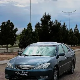 Toyota Camry 2005