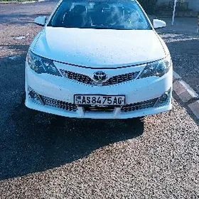 Toyota Camry 2013