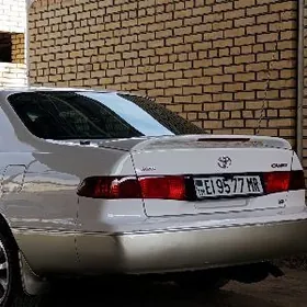 Toyota Camry 2000