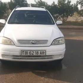 Opel Astra 2004