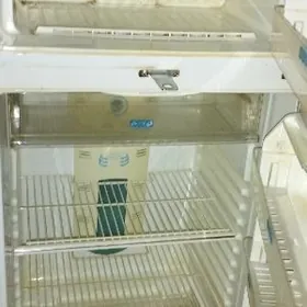 холодильник Nikai