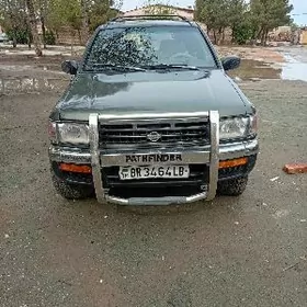 Nissan Pathfinder 1998