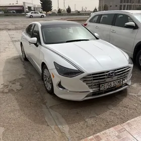 Hyundai Sonata Hybrid 2022