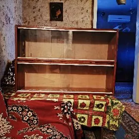 книжные полки