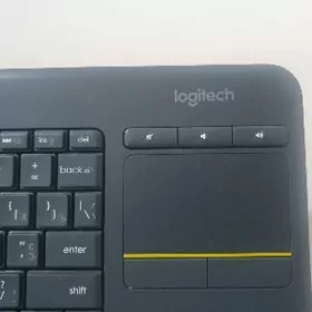 Клавиатура Logitech K400 Plus