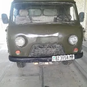 UAZ Profi 1980