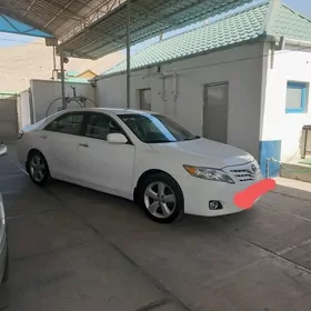 Toyota Camry 2011