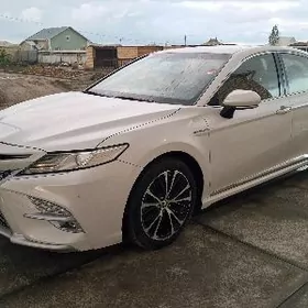 Toyota Camry 2020
