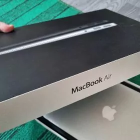 Apple Macbook Air