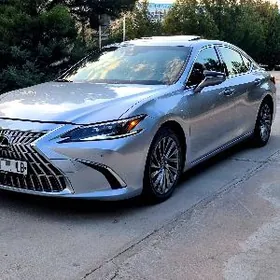 Lexus ES 350 2022