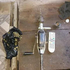 Ручная дрель