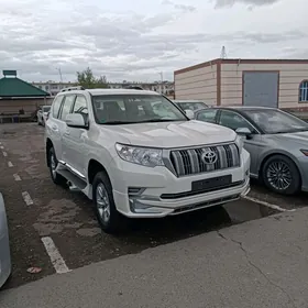 Toyota Land Cruiser Prado 2023