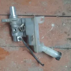 тормозной цилиндр Ниссан верса