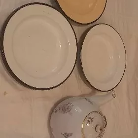 Gap-gaçlar posudalar satylýar