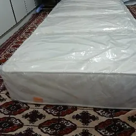 Кровать железный