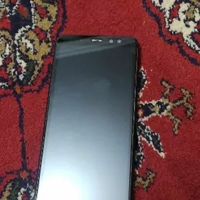 samsung a8 /18 tazeje