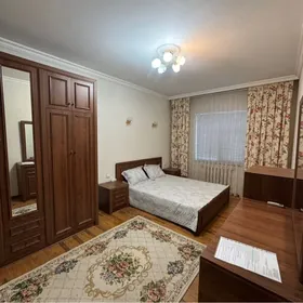 А.Навои  4 Комнаты 1 этаж