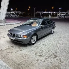 BMW E39 2003