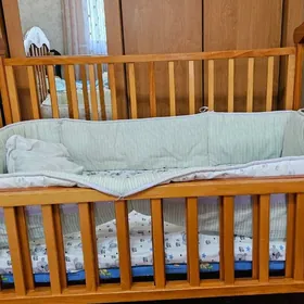 детская кроватка с люлькой