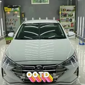 Hyundai Elantra 2020