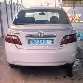 Toyota Camry 2011