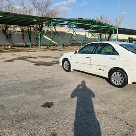 Toyota Camry 2005