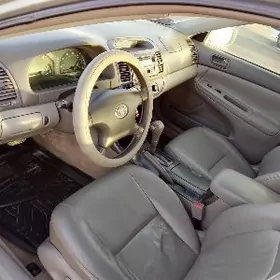 Toyota Camry 2003
