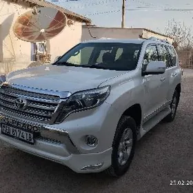 Toyota Land Cruiser Prado 2014