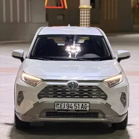 Toyota RAV4 2025