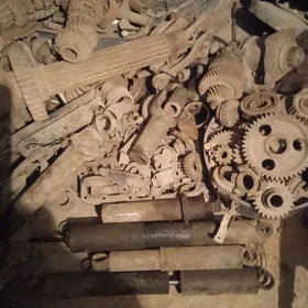 автозапчастлар