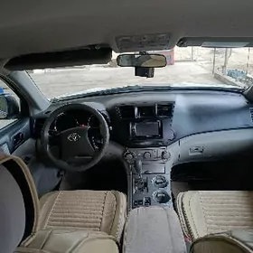 Toyota Highlander 2010