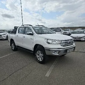 Toyota Hilux 2016