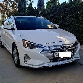 Hyundai Elantra 2020