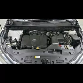 Toyota Highlander 2019