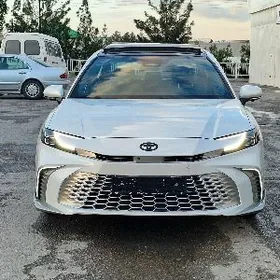 Toyota Camry 2024
