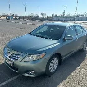 Toyota Camry 2010