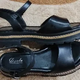 Босоножки 40 р.