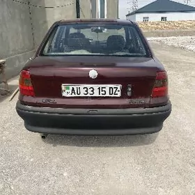 Opel Astra 1992
