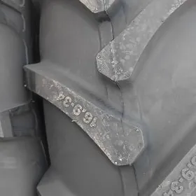 Traktor Teker 16.9/34