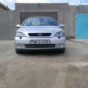 Opel Astra 2000